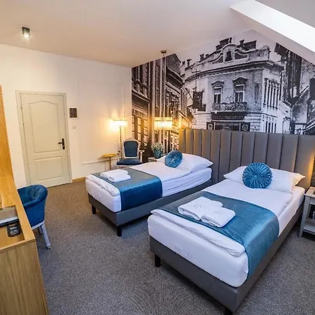 Grand Danube Hotell